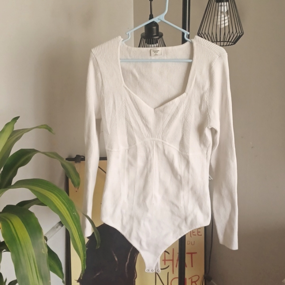 Abercrombie and Fitch off white body suit